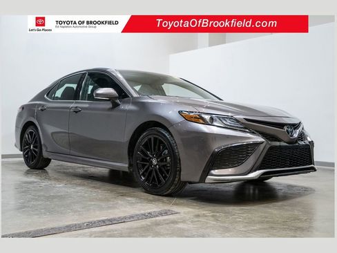 Used 2024 Toyota Camry XSE image 1