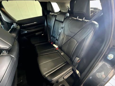 Used 2022 INFINITI QX60 Sensory image 15