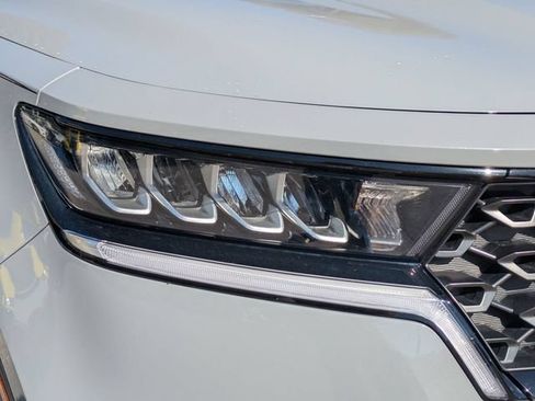 Used 2023 Kia Sorento S AWD/4WD image 10