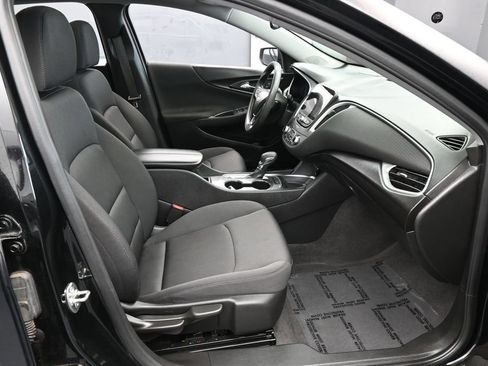 Used 2024 Chevrolet Malibu LT FWD image 38
