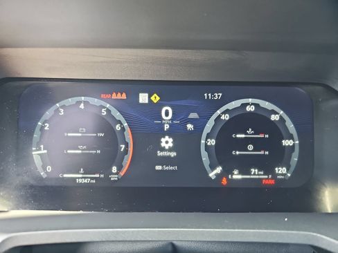 Used 2025 Toyota Tacoma TRD Sport AWD/4WD image 20
