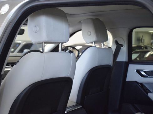 Used 2018 Land Rover Range Rover Velar S image 58