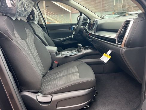 New 2026 Kia Sorento LX image 14