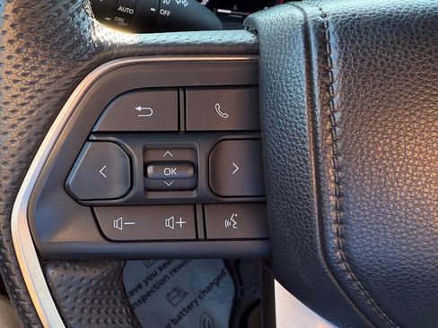 Used 2024 Toyota Tacoma TRD Sport image 17