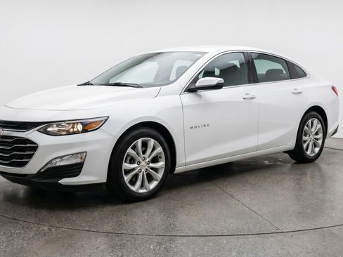 Used 2024 Chevrolet Malibu LT FWD image 3