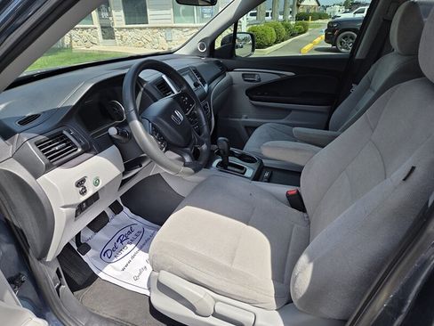 Used 2019 Honda Pilot LX image 10
