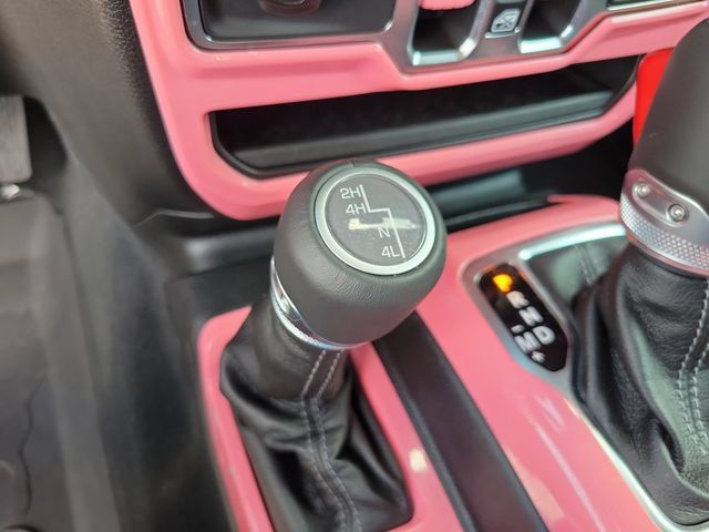 Used 2026 Jeep Wrangler Unlimited Sahara w/ Safety Group AWD/4WD image 23