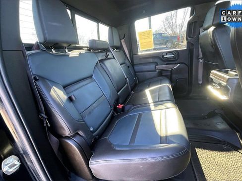 Used 2022 GMC Sierra 2500 Denali w/ Denali Black Diamond Edition image 26