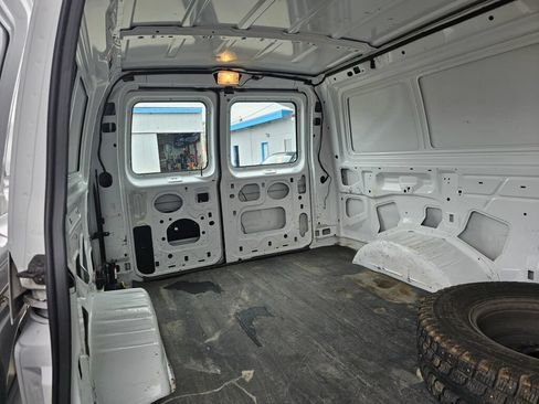 Used 2008 Ford E-150 and Econoline 150 RWD image 16