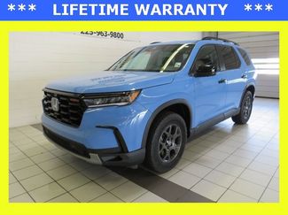 New 2025 Honda Pilot TrailSport video 1
