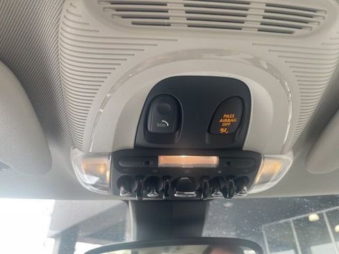 Used 2024 MINI Cooper SE image 21