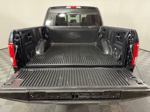Used 2017 Ford F150 XLT w/ Equipment Group 302A Luxury AWD/4WD image 12