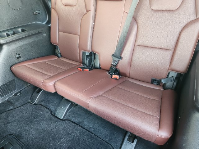 Used 2023 Kia Telluride EX w/ EX Captain's Chair Package FWD image 33