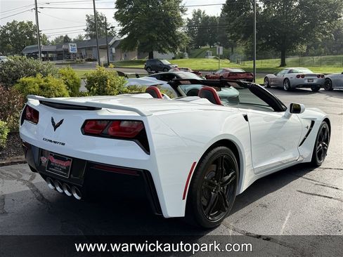 Used 2016 Chevrolet Corvette Stingray Convertible w/ Carbon Flash Badge Package RWD image 15
