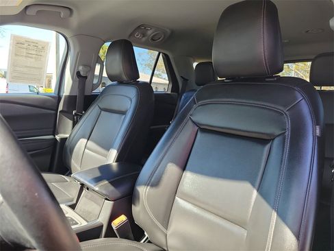 Used 2023 Ford Explorer XLT w/ Equipment Group 202A image 21