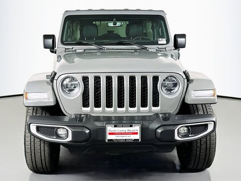 Used 2021 Jeep Wrangler Unlimited Sahara image 2