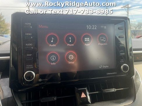 Used 2022 Toyota Corolla LE image 23