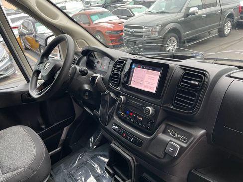 Used 2022 RAM ProMaster 2500 image 15