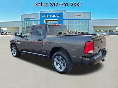 Used 2018 RAM 1500 Express w/ Express Value Package AWD/4WD image 5