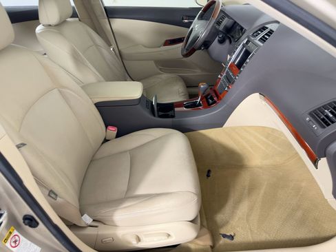 Used 2011 Lexus ES 350 image 30