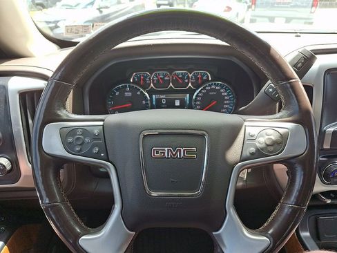 Used 2018 GMC Sierra 1500 SLT AWD/4WD image 18