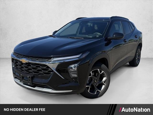 Used 2025 Chevrolet Trax LT FWD image 1