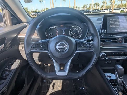 Certified 2024 Nissan Altima 2.5 SV image 25