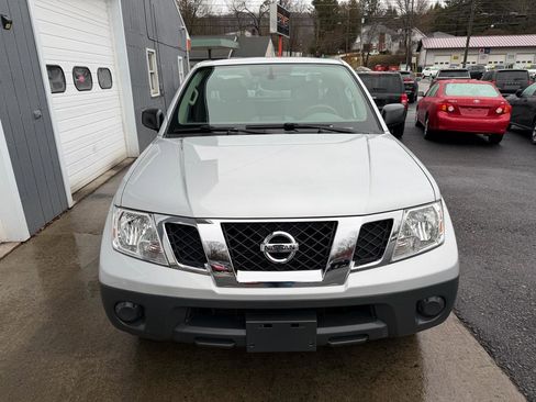 Used 2014 Nissan Frontier S w/ S Preferred Package image 2