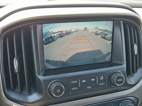 Used 2016 Chevrolet Colorado Z71 image 18