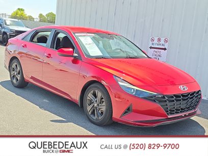 Used 2023 Hyundai Elantra SEL w/ Preferred Accessory Package