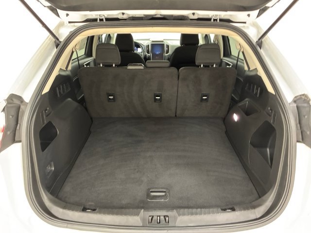 Used 2022 Ford Edge SE w/ Black Appearance Package AWD/4WD image 17
