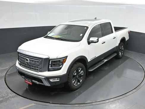 Used 2024 Nissan Titan Platinum Reserve w/ Moonroof Package image 45