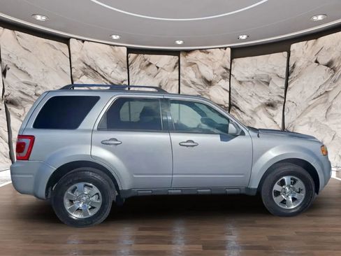 Used 2011 Ford Escape Limited w/ 301A Rapid Spec Order Code image 7