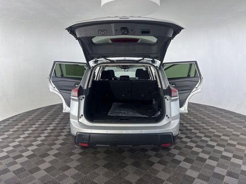 Certified 2024 Nissan Rogue SV image 13