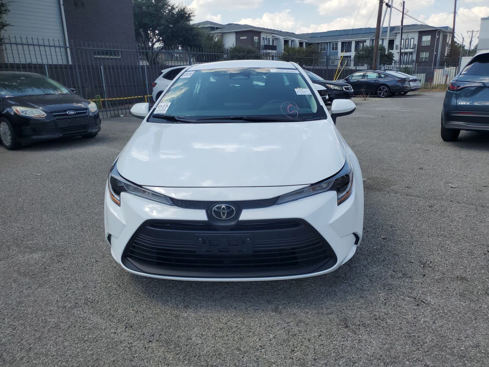 Used 2026 Toyota Corolla LE FWD image 8