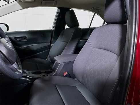 Used 2024 Toyota Corolla LE image 11