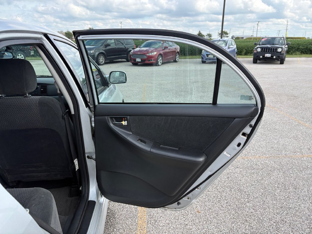 Used 2005 Toyota Corolla S w/ Enhanced Pwr Pkg FWD image 30