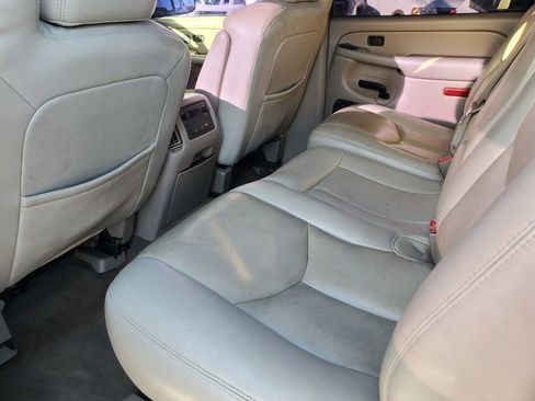 Used 2006 Chevrolet Avalanche Z71 w/ Sun And Sound Package image 26