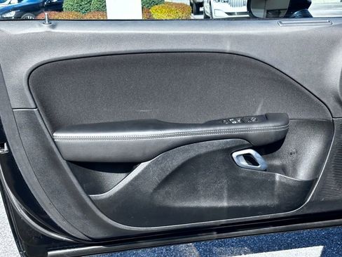 Used 2023 Dodge Challenger SXT image 25