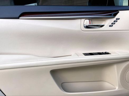 Used 2013 Lexus ES 350 w/ Premium Pkg image 15