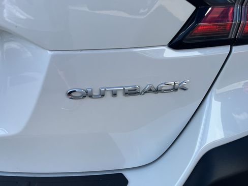 Used 2025 Subaru Outback Limited AWD/4WD image 50