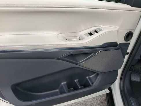 New 2025 Lincoln Navigator L Reserve AWD/4WD image 19