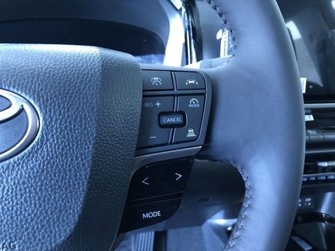 New 2026 Toyota Camry XLE image 18