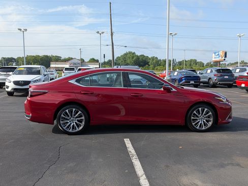 Used 2021 Lexus ES 250 w/ Premium Package AWD/4WD image 9