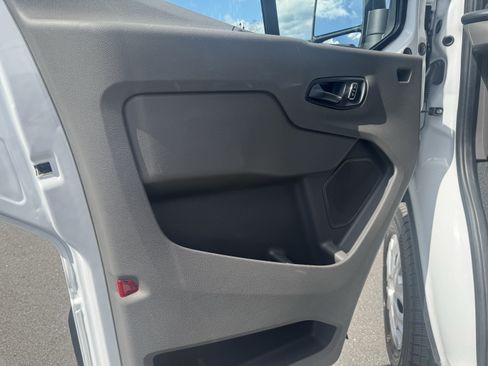 Used 2025 Ford Transit 250 Low Roof w/ Exterior Upgrade Package RWD image 14