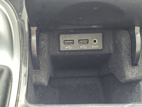 Used 2016 Nissan Maxima Platinum FWD image 36