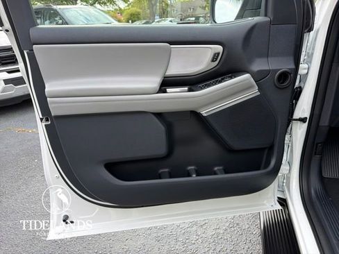 New 2026 Ford Expedition Max Active image 12