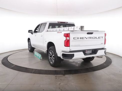 Used 2023 Chevrolet Silverado 1500 RST w/ Convenience Package II AWD/4WD image 9