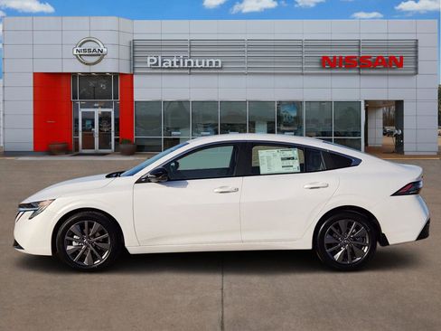 New 2026 Nissan Sentra SL image 3