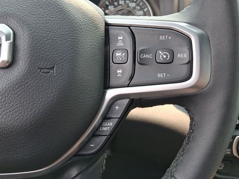 Used 2025 RAM 1500 Big Horn AWD/4WD image 19